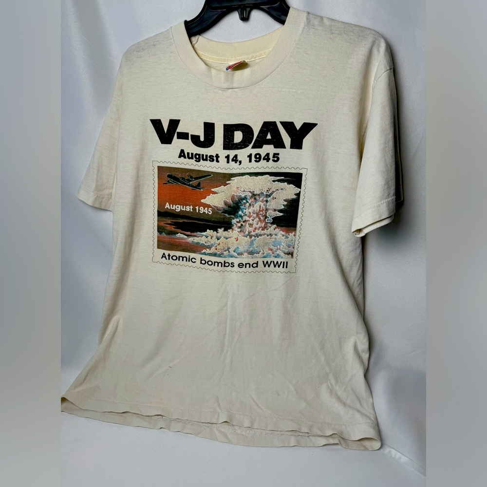 V-J day fruit of the loom single stitch shirt 1995